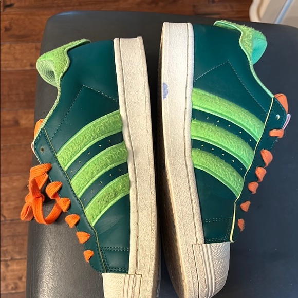 Adidas Superstar South Park 'KYLE' Green Orange Mens Sz 9 GY6490 - Picture 4 of 12